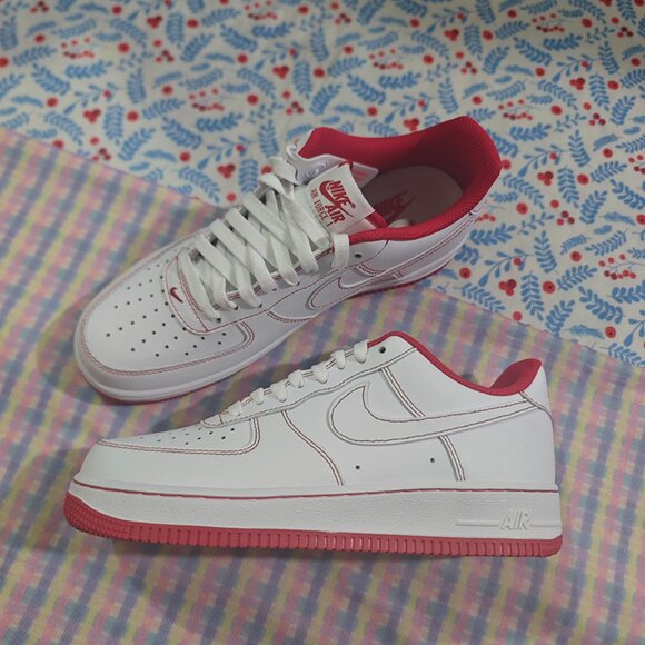 Nike Low-Top Sneakers - Picture 3 of 8